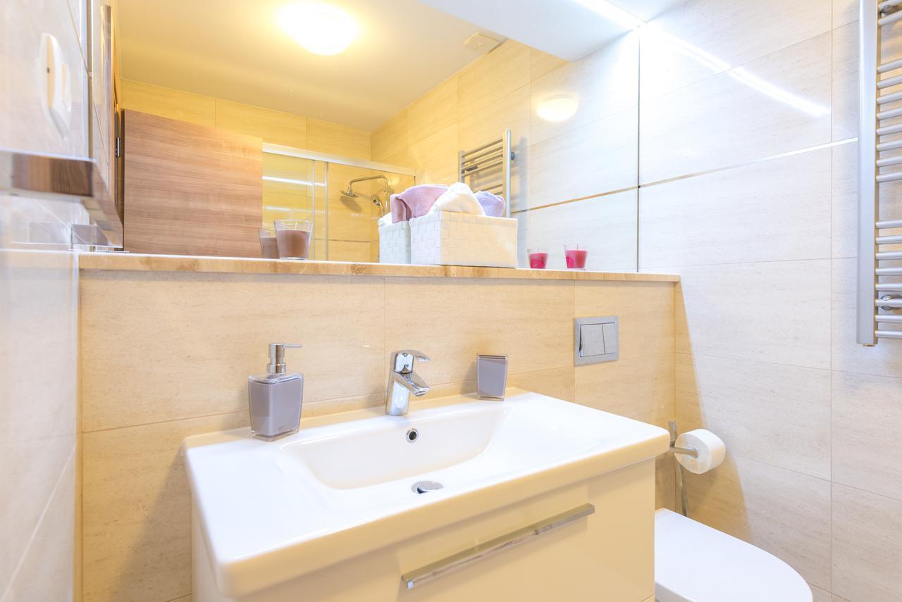 Apartment Ella Deluxe ドゥブロブニク エクステリア 写真